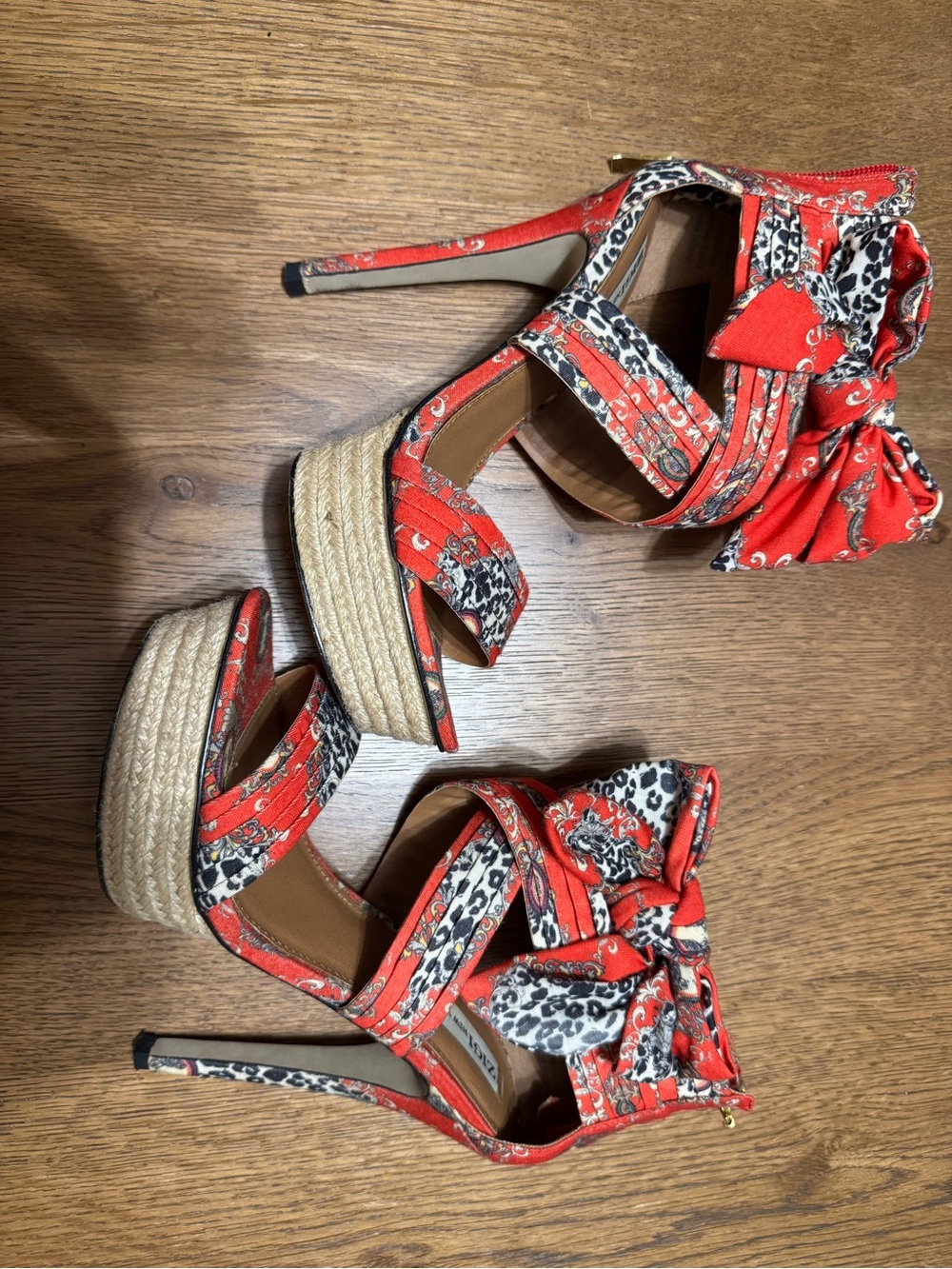 Zigi Soho Red Leopard-Print Platform Sandals